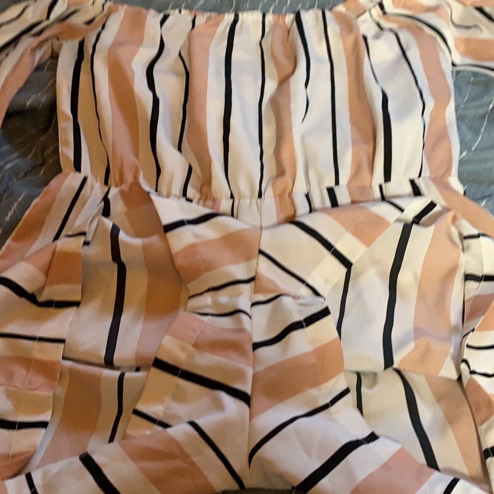 romper - Picture 2 of 3